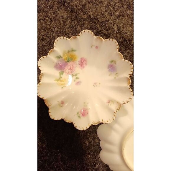 Bavaria scalloped head bowls made in Germany. - Picture 4 of 7